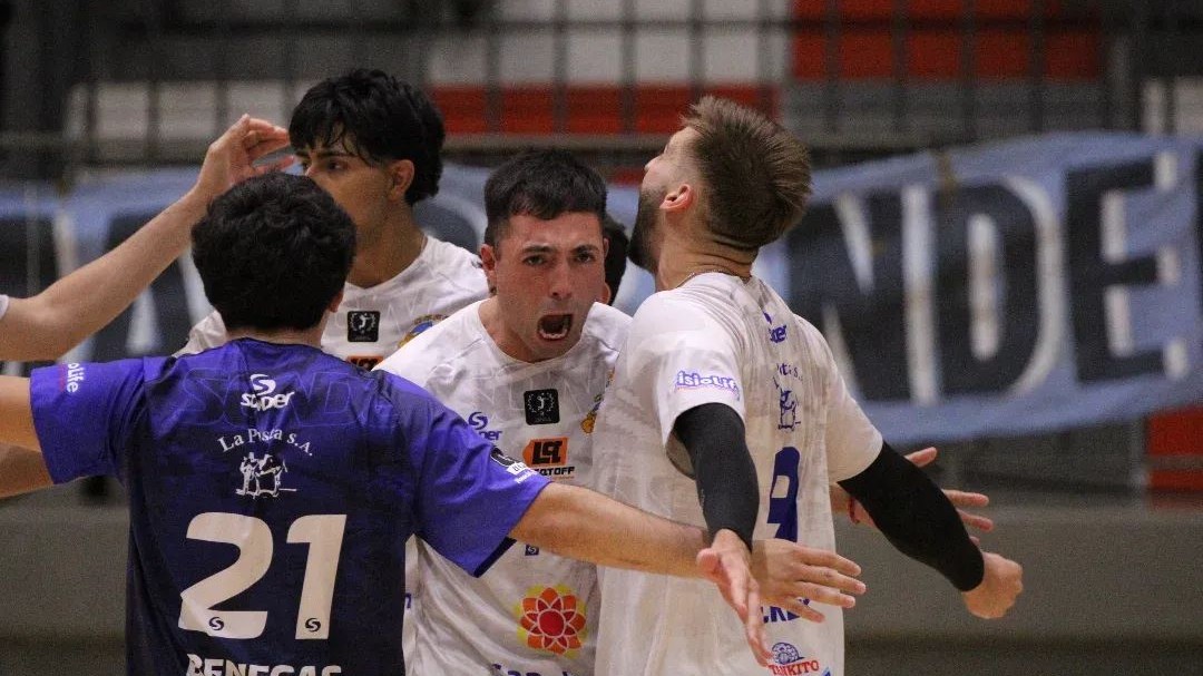 Sábado perfecto: Obras y UVT festejaron ante su gente y van por más