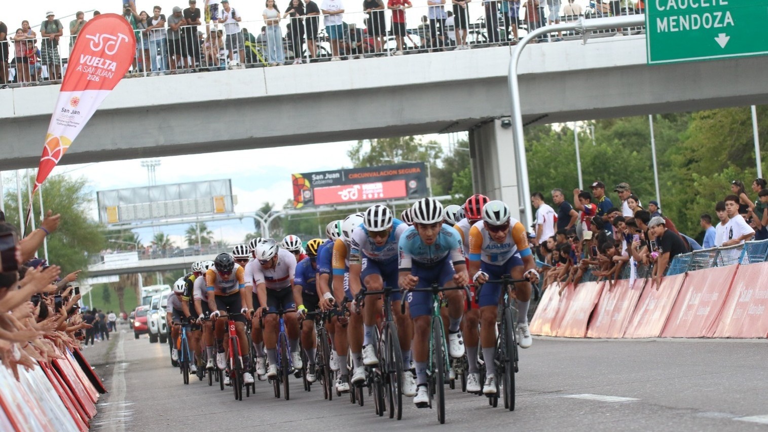 ¡Sorpresa en el anillo! Cristóbal Baeza Muñoz es el nuevo rey de la Vuelta a San Juan