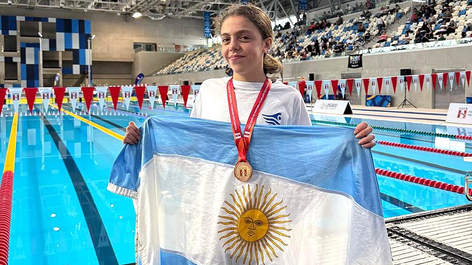 Sofía Ovalles, la joya de la natación sanjuanina: Campeona argentina y rumbo al Mundial