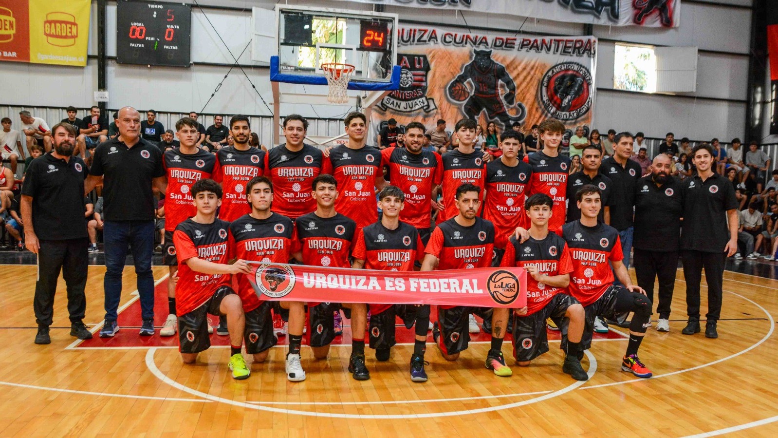 Básquet: Urquiza no pudo con la experiencia de Banda Norte en el debut