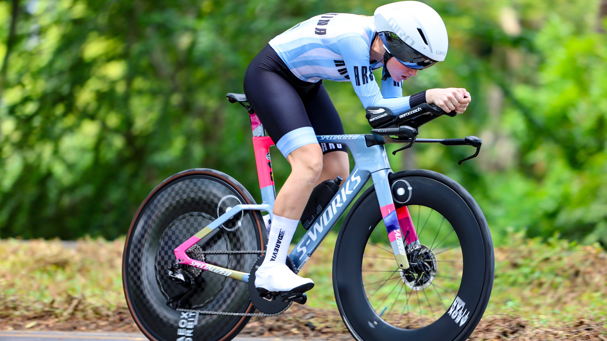 Ciclismo: Delfina Dibella brilló en el inicio del Panamericano de Colombia