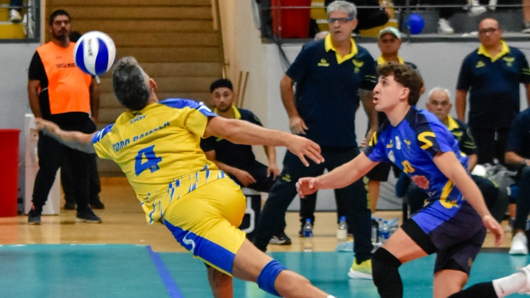 Se postergó el grito: Ciudad reaccionó y la final del vóley se estira al lunes