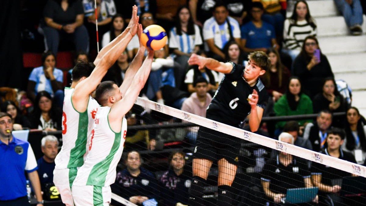 Voley: Argentina cerró su gira ante Bulgaria y ya palpita el debut en la VNL 2026