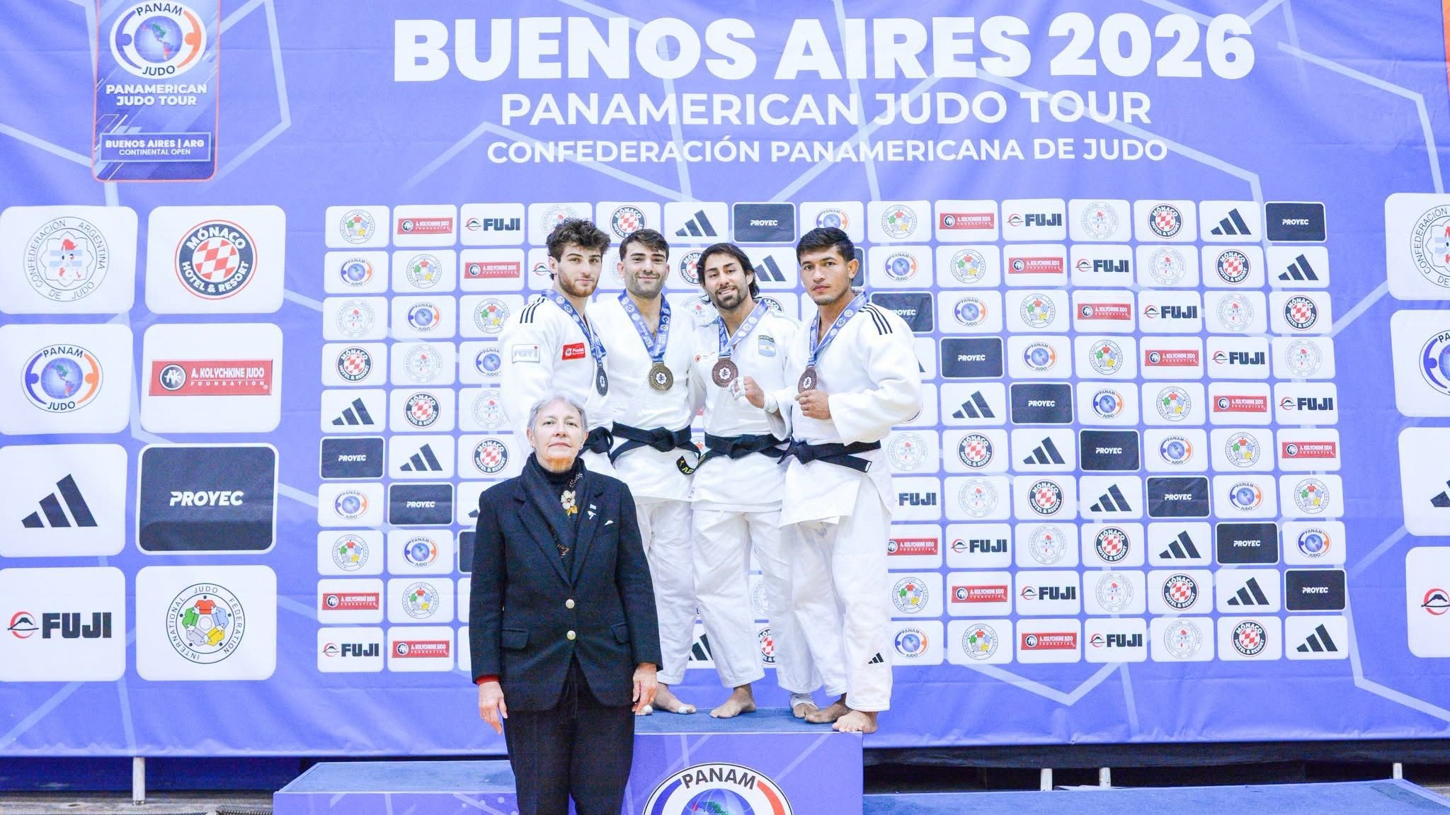 ¡Orgullo sanjuanino! Karim Adarvez metió podio en el Panamericano Open
